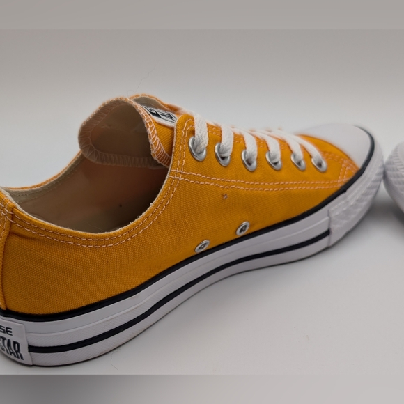 Converse All Star Yellow Low-Top Sneaker- Mens 6 - Picture 3 of 9
